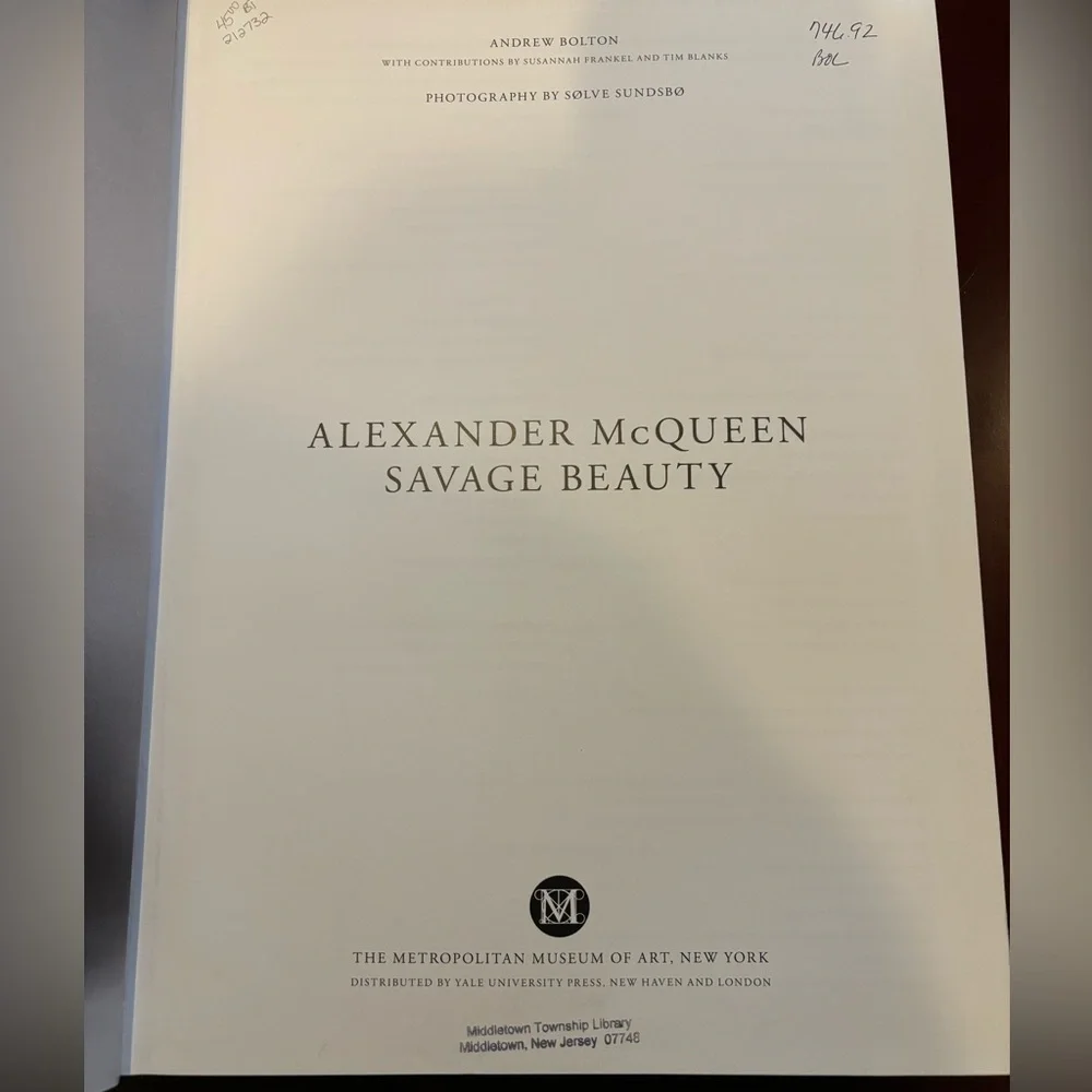 Alexander McQueen Savage Beauty 2011 Coffee Table Book - Picture 5 of 12